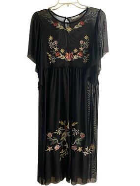 Coco+ Jaimeson Black Mesh Embroidered Floral Midi Dress  Flutter Sleeve Small